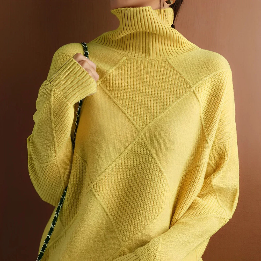Niobe - Strukturalny sweter z golfem
