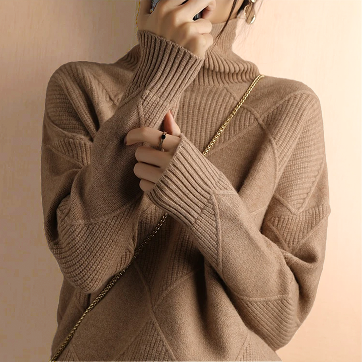 Niobe - Strukturalny sweter z golfem