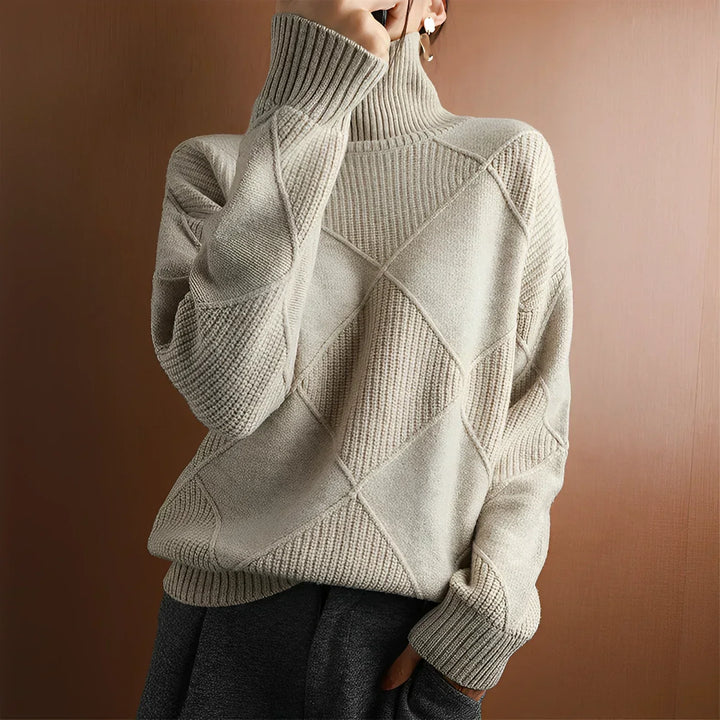 Niobe - Strukturalny sweter z golfem