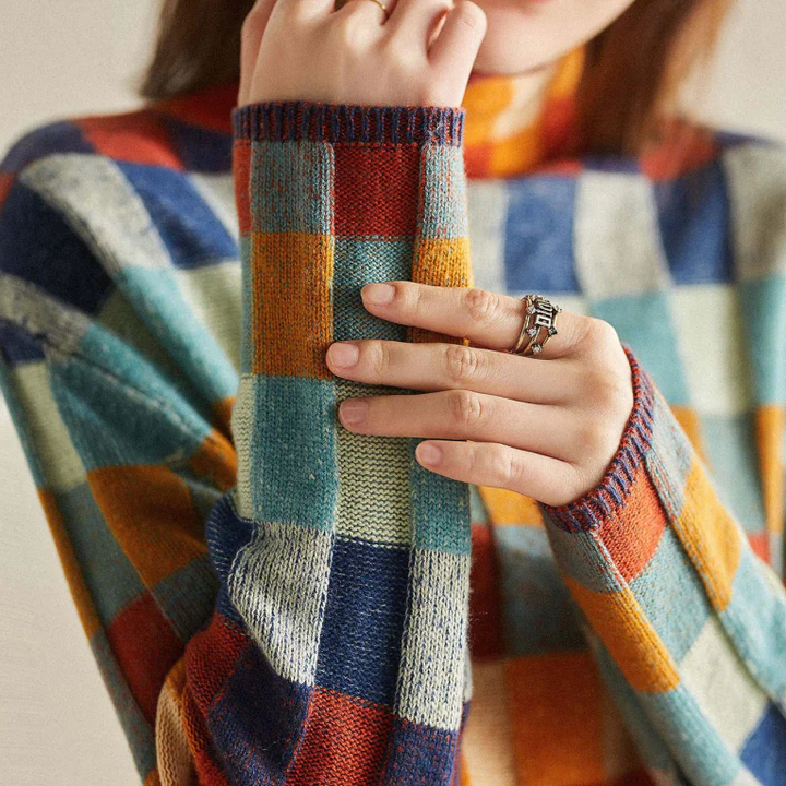 Adalynn - Kolorowy sweter z golfem o wzorze patchwork